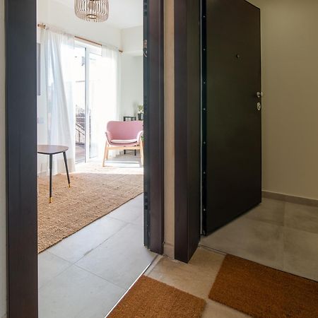 Cosy & Stylish 1-Bedroom Apartment In The Centre アテネ エクステリア 写真