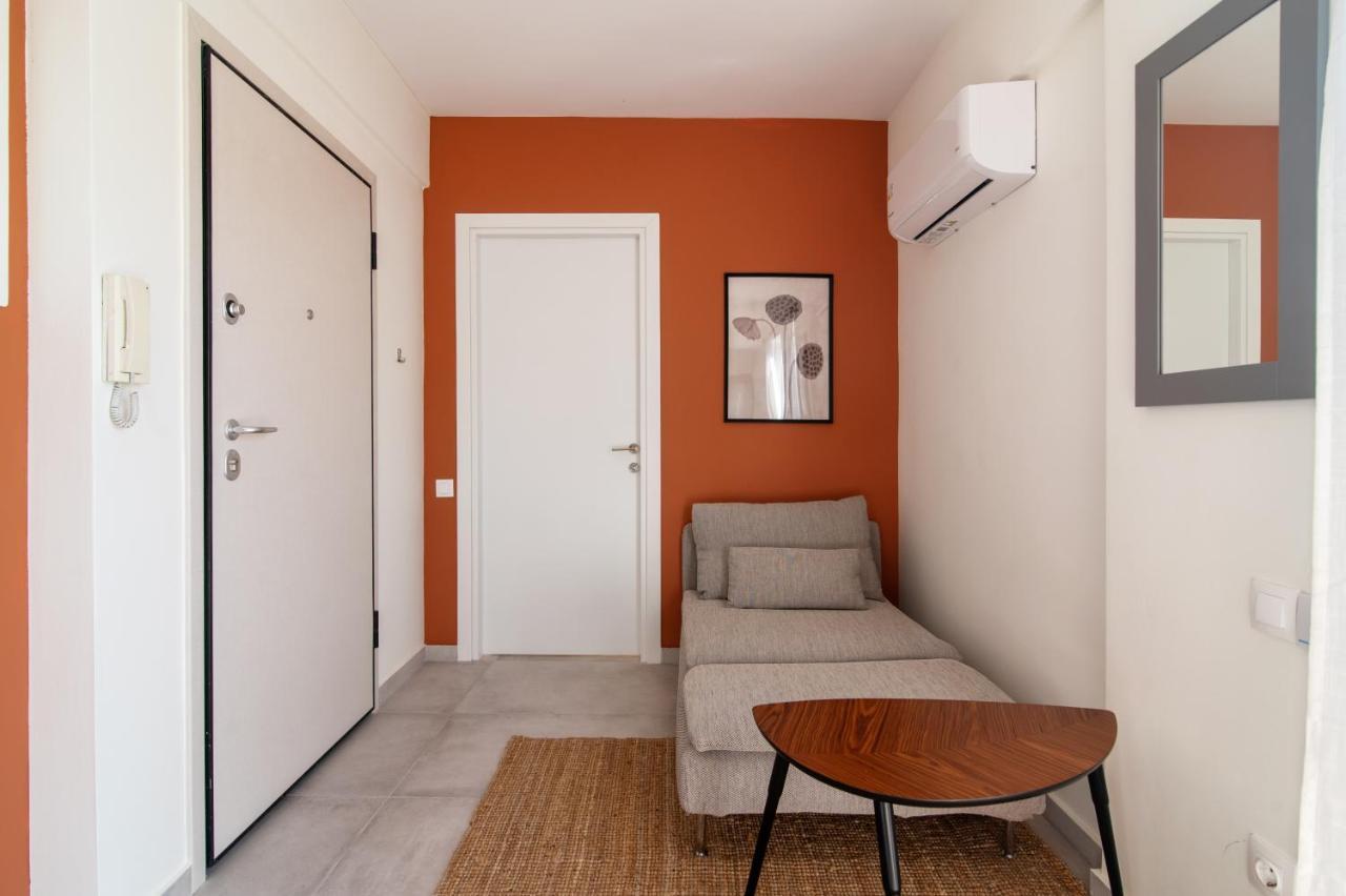 Cosy & Stylish 1-Bedroom Apartment In The Centre アテネ エクステリア 写真