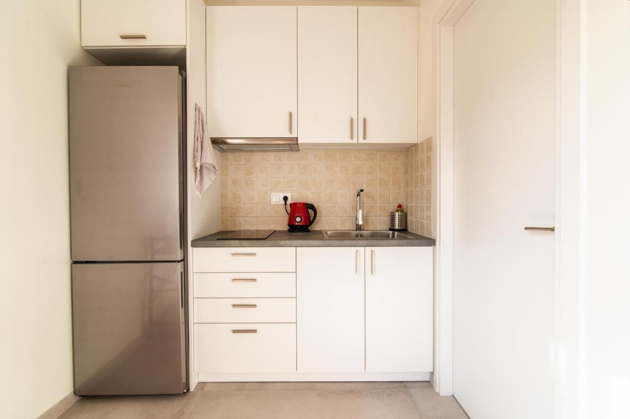 Cosy & Stylish 1-Bedroom Apartment In The Centre アテネ エクステリア 写真